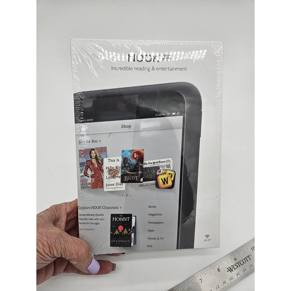 Barnes & Noble Nook HD 16GB, Wi-Fi, 7in - Smoke